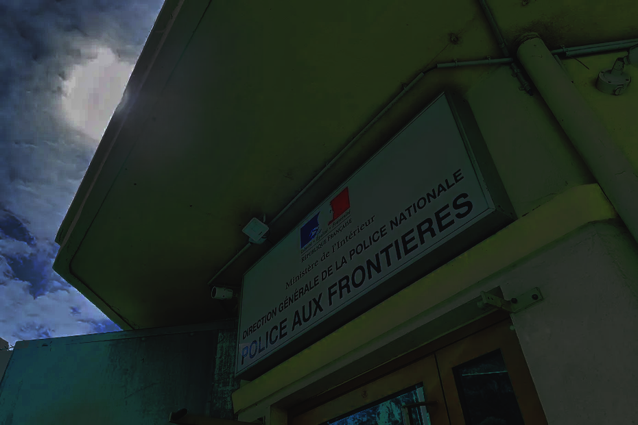 Cartello della Police aux Frontieres in Mentone - News dal confine a settembre 2026